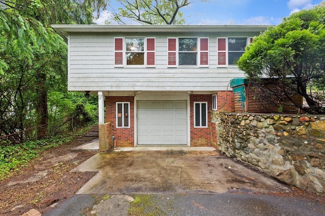 5 Murray Hill Rd, Sound Beach, NY 11789 - garage with driveway