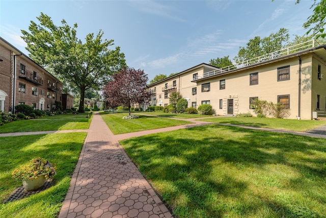 32 Manchester Rd Unit # B26, Eastchester, NY 10709 - view of property's community with a residential view and a yard