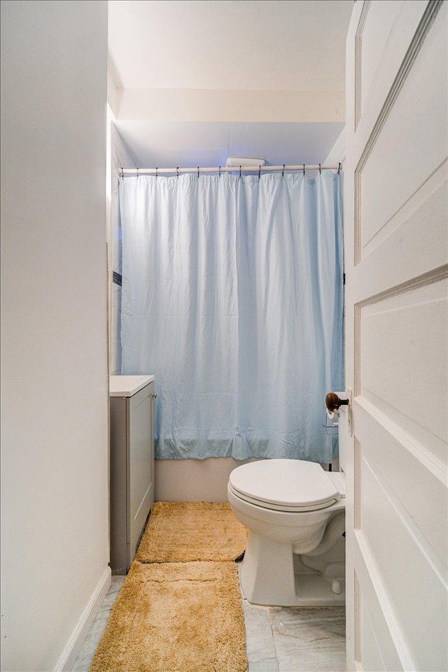 5 Gray Sts, Poughkeepsie, NY 12601 - bathroom featuring toilet and shower / tub combo with curtain
