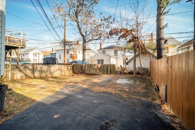 5 Gray Sts, Poughkeepsie, NY 12601 - fenced backyard with a residential view