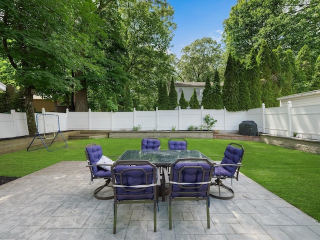 29 Chestnut St, Pearl River, NY 10965 - view of patio with outdoor dining space