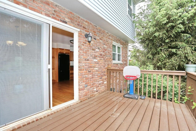 554 Kensico Ct, Suffern, NY 10901 - view of wooden terrace