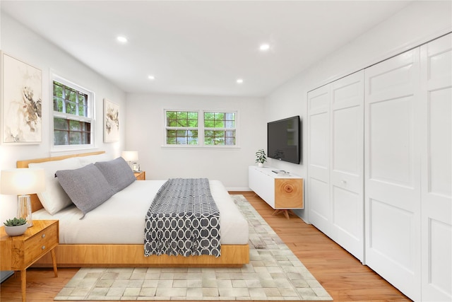 64 Lincoln Rd, Putnam Valley, NY 10579 - bedroom with light wood-style flooring, a closet, and recessed lighting