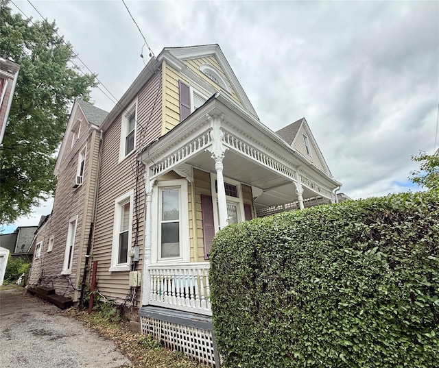 37 Liberty St, Newburgh, NY 12550 - view of front of property featuring a porch