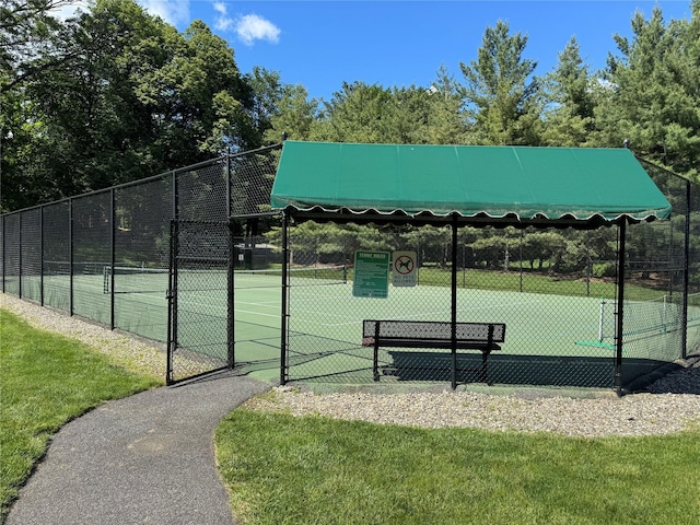 2 Greenwood Ct, Briarcliff Manor, NY 10510 - surrounding community with a tennis court