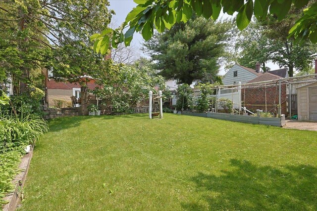 50-54 Deepdale Pl, Little Neck, NY 11362 - photo 29