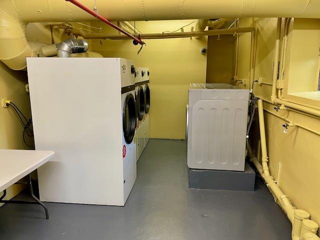 33-45 92nd St Unit 4K, Jackson Heights, NY 11372 - washroom featuring independent washer and dryer