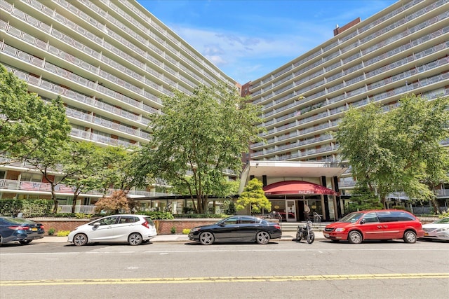 61-15 97th St Unit 6A, Rego Park, NY 11374 - view of property