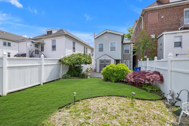 1627 Research Ave, Bronx, NY 10465 - view of yard