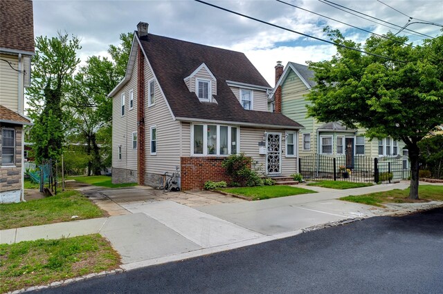 193-32 Williamson Ave, Springfield Gardens, NY 11413 - photo 1