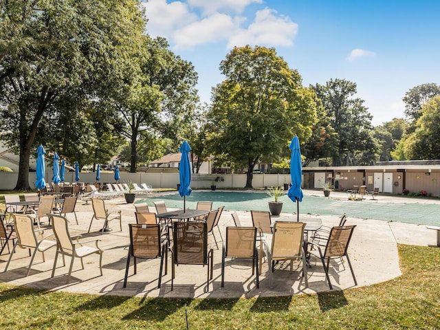 143 Flintlock Way Unit D, Yorktown Heights, NY 10598 - community pool with a patio area