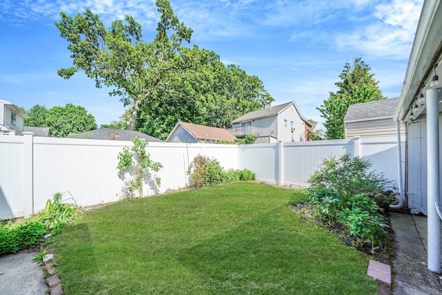 10 June Ave, Bayville, NY 11709 - view of yard