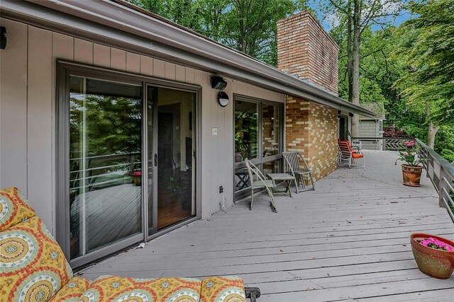 6 Laurel Way, Sea Cliff, NY 11579 - view of wooden deck