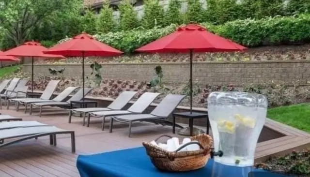 ONE Bay Club Dr Unit 18S, Bayside, NY 11360 - view of patio / terrace