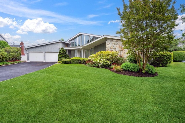 28 Deeringwood Ln, Babylon, NY 11702 - photo 2