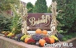206-07 Lori Dr Unit 60M, Bayside, NY 11360 - view of community / neighborhood sign