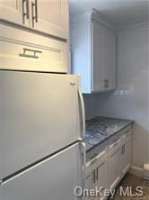 49 Tanager Rd Unit 4905, Monroe, NY 10950 - kitchen with refrigerator