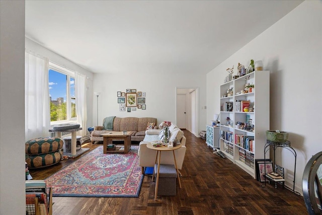 210 Pelham Rd Unit 6F, New Rochelle, NY 10805 - view of living room