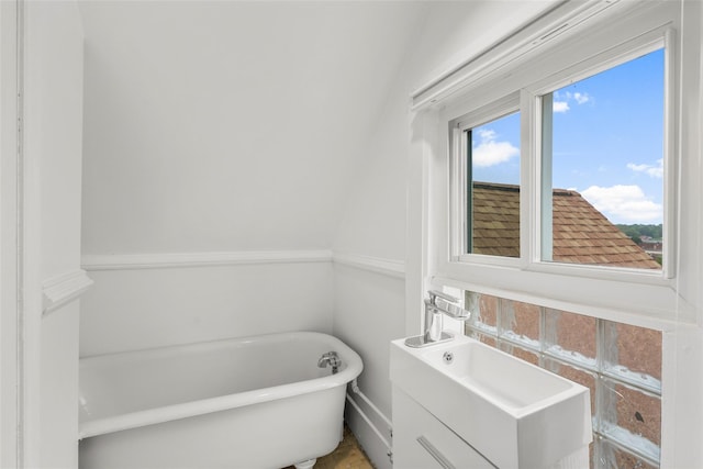 755 Webster Ave, New Rochelle, NY 10804 - bathroom featuring a soaking tub