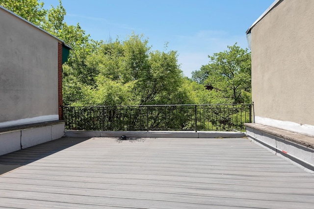 459 Vanderbilt Ave, Brooklyn, NY 11238 - view of wooden deck