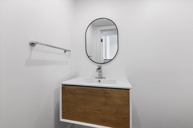 559 Linda Ln, Woodmere, NY 11598 - bathroom with vanity