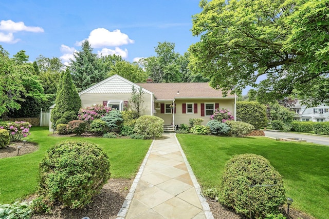 114 Longview Ave, White Plains, NY 10605 - view of front of home featuring a front lawn