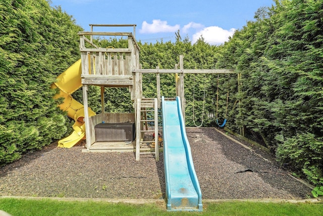 114 Longview Ave, White Plains, NY 10605 - view of playground