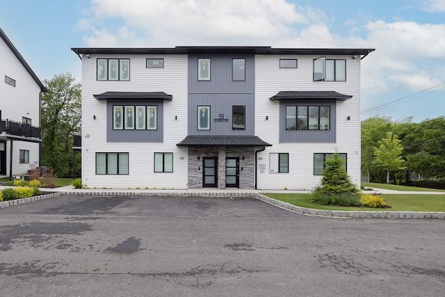 15 Old Nyack Tpke Unit 201, Monsey, NY 10952 - townhome / multi-family property with stone siding