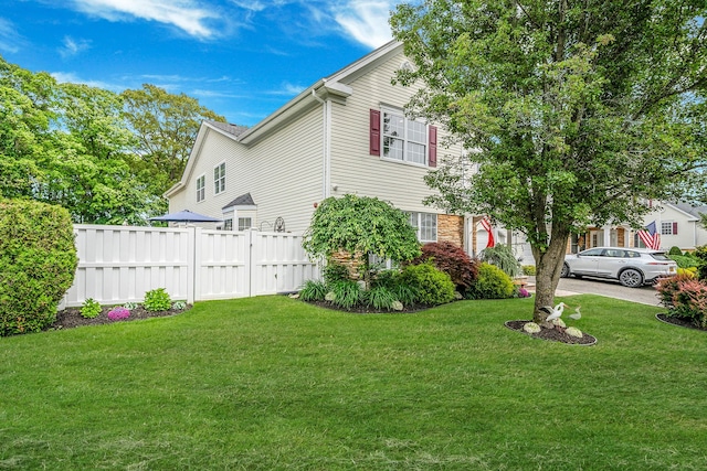 4 Cari Ln, Middle Island, NY 11953 - view of property exterior