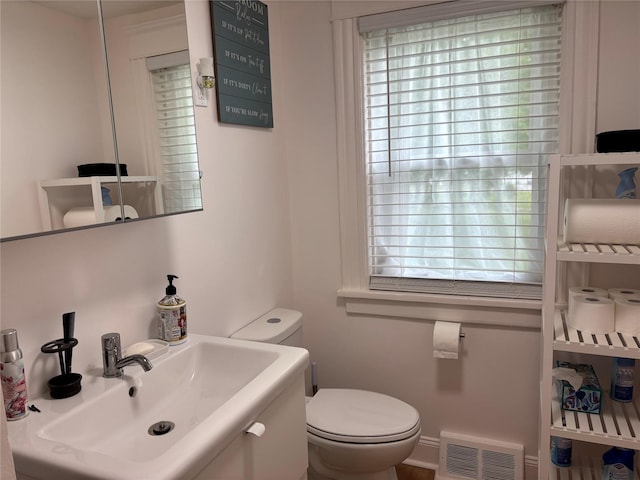 147 Lime Ridge Rd, Poughquag, NY 12570 - half bathroom with toilet and vanity