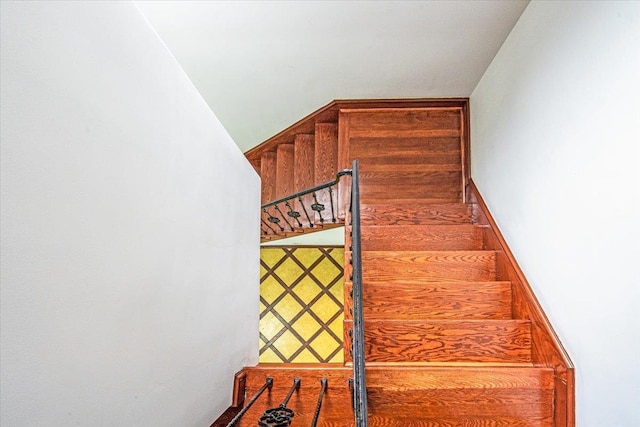 164-03 33rd Ave, Flushing, NY 11358 - view of staircase