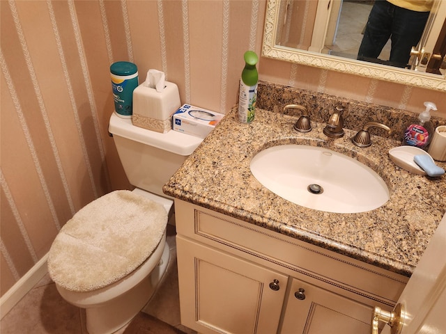 166 Southgate Cir, Massapequa Park, NY 11762 - bathroom featuring toilet, vanity, and wallpapered walls