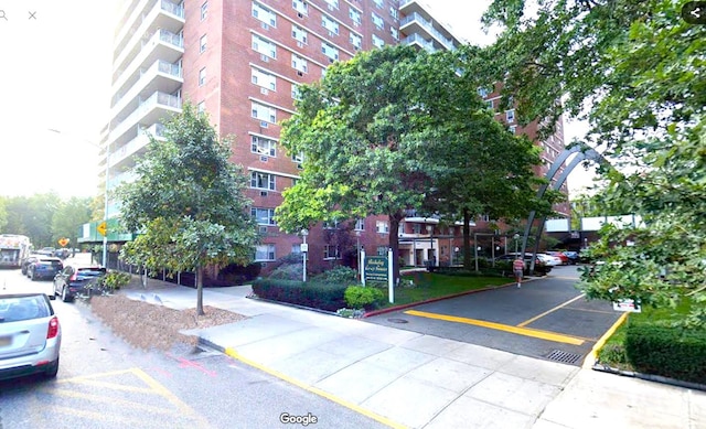 52-40 39th Dr Unit 9J, Woodside, NY 11377 - view of apartment building / complex
