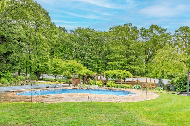 45 Broadview Dr, Commack, NY 11725 - view of outdoor pool
