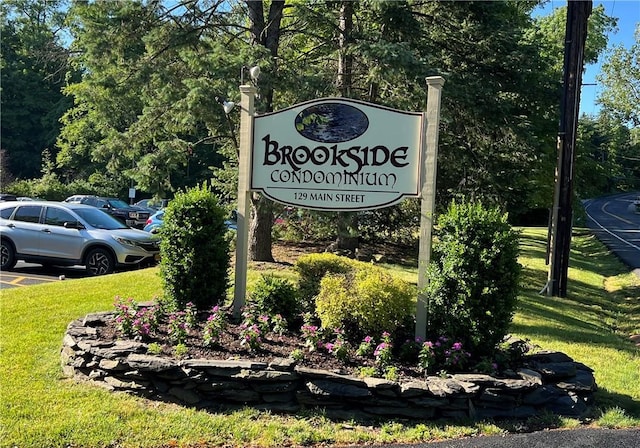 129 Main St Unit C8, Cornwall, NY 12518 - community / neighborhood sign with uncovered parking and a yard