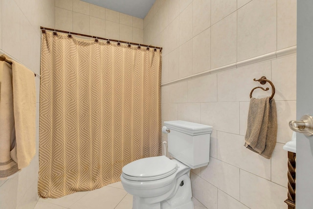 6 Esteves Ct, Melville, NY 11747 - bathroom featuring tile walls, toilet, tile patterned floors, and a shower with shower curtain
