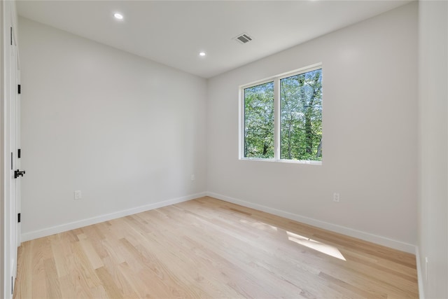 615 Union Rd, Spring Valley, NY 10977 - unfurnished room featuring light wood-style flooring and recessed lighting