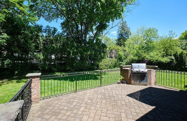23 Tanners Rd, Great Neck, NY 11020 - view of patio / terrace