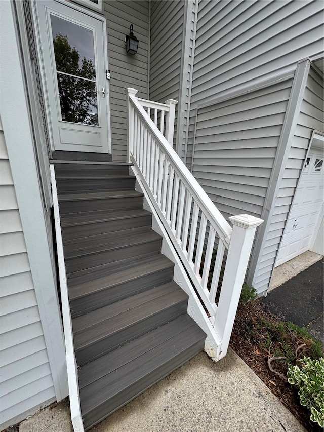 1009 Ethan Allen Dr Unit 1009, New Windsor, NY 12553 - view of staircase