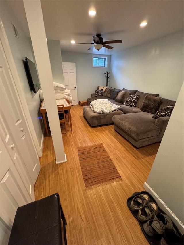 1009 Ethan Allen Dr Unit 1009, New Windsor, NY 12553 - living room featuring ceiling fan, light wood-style flooring, recessed lighting, and baseboards