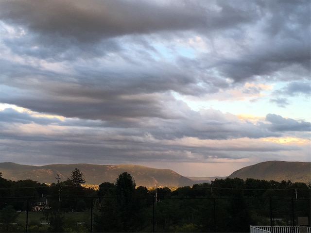 1009 Ethan Allen Dr Unit 1009, New Windsor, NY 12553 - view of mountain backdrop