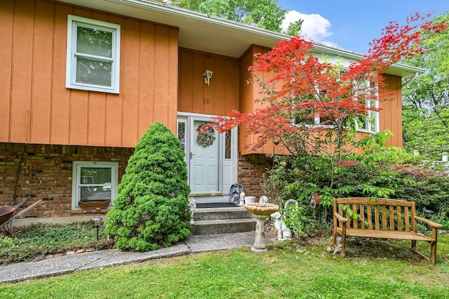 10 Catawba Dr, West Nyack, NY 10994 - doorway to property with brick siding