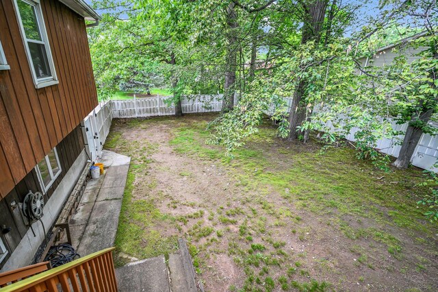 10 Catawba Dr, West Nyack, NY 10994 - view of fenced backyard