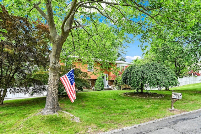 10 Catawba Dr, West Nyack, NY 10994 - view of yard