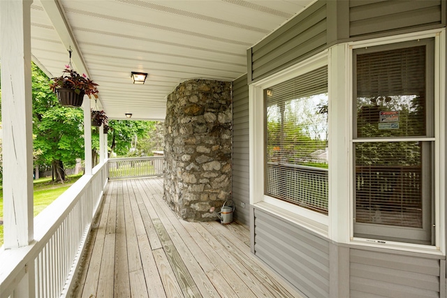 23 Saddle Rock Dr, Poughkeepsie, NY 12603 - view of porch