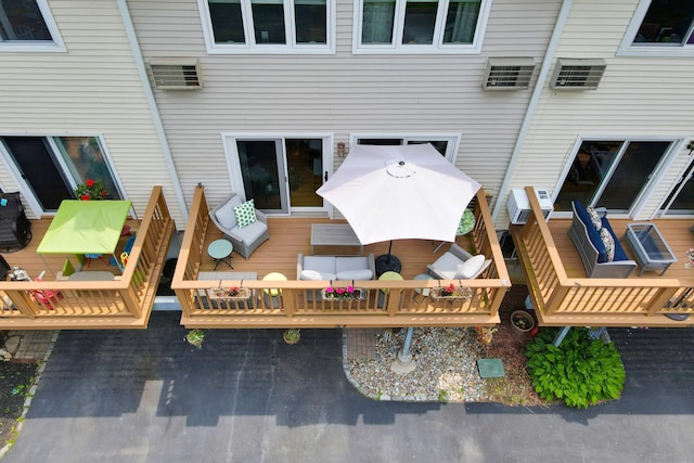 37 Scenic Cir, Croton-On-Hudson, NY 10520 - view of wooden terrace