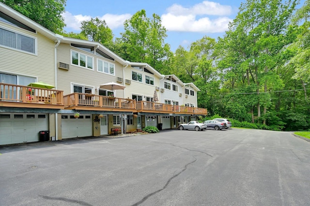 37 Scenic Cir, Croton-On-Hudson, NY 10520 - view of building exterior
