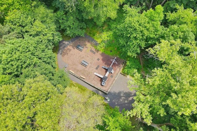 37 Scenic Cir, Croton-On-Hudson, NY 10520 - aerial view of property and surrounding area