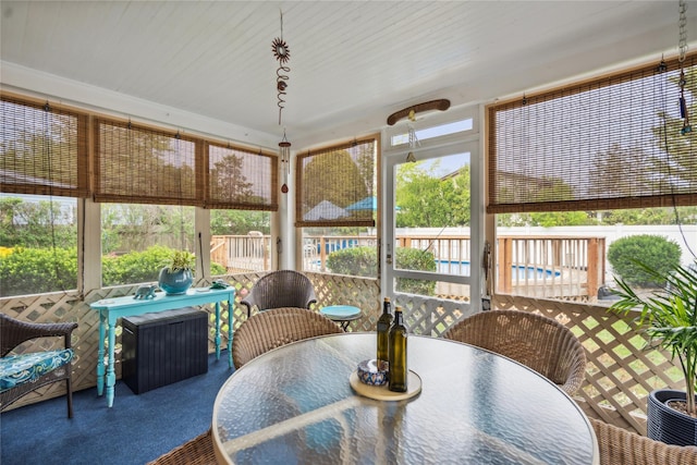 1515 Kenneth Ave, Baldwin, NY 11510 - sunroom / solarium with outdoor dining area
