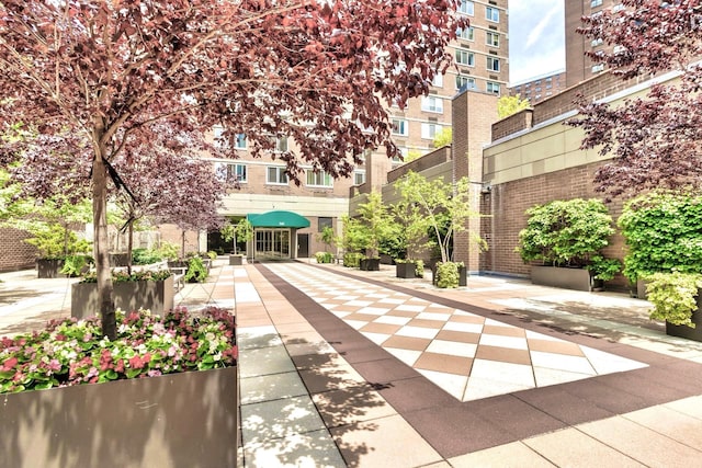 345 E 93rd St Unit 25Ak, New York Manhattan, NY 10128 - view of property's community